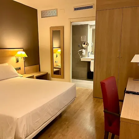 Balneari Termes Victoria מלון 3*